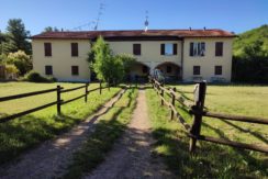 Gornate Olona Vendita Proprieta' Immersa Nel Verde