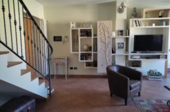 Affitto Bellissimo Appartamento in Villa Solaro