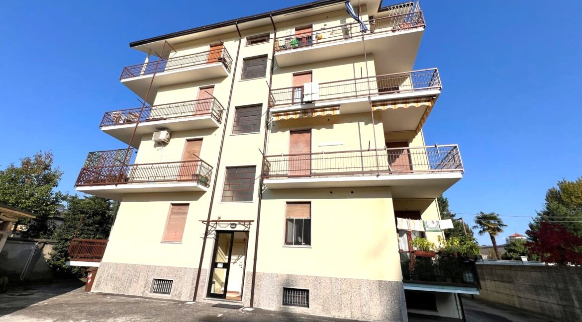 WhatsApp Image 2025-10-17 at 19.33.21 (6)