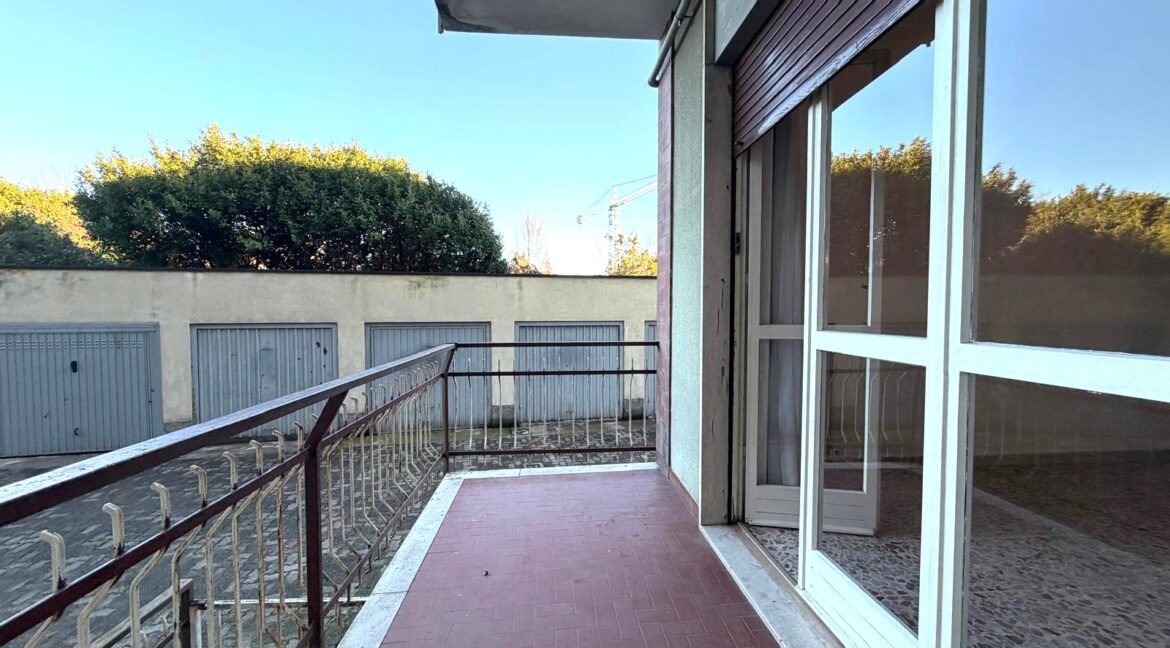 WhatsApp Image 2025-12-27 at 10.38.00