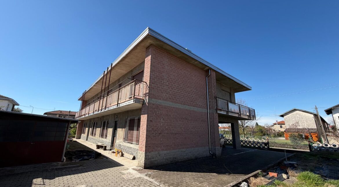 WhatsApp Image 2026-03-28 at 11.57.02 (2)